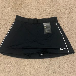 Woman’s athletic skort